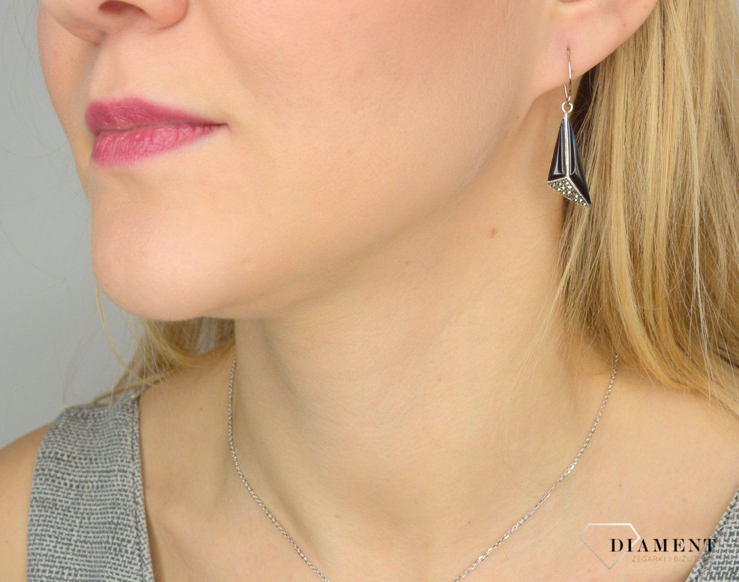 Kolczyki damskie srebrne wiszące onyks i markazyty A0 5811.jpg